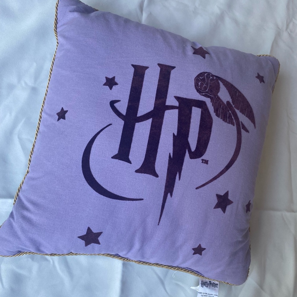 Harry Potter HP Purple Golden Snitch Hogwarts Pillow Cushion
